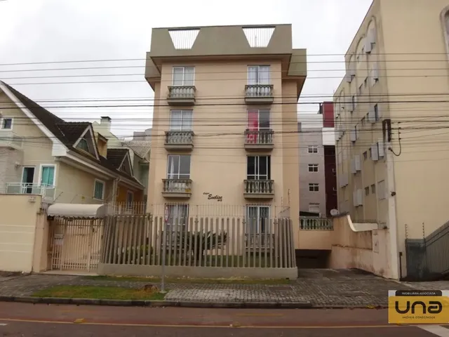Apartamento 2 quartos e 1 banheiro, à venda, no bairro AGUA VERDE em Curitiba