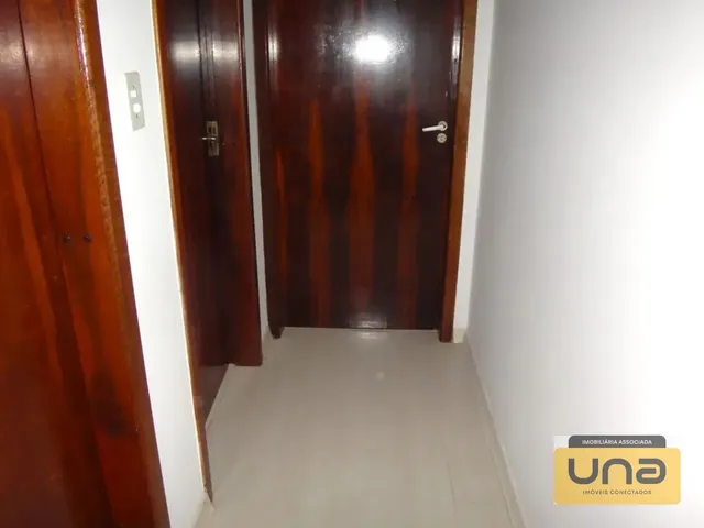 Apartamento 2 quartos e 1 banheiro, à venda, no bairro AGUA VERDE em Curitiba