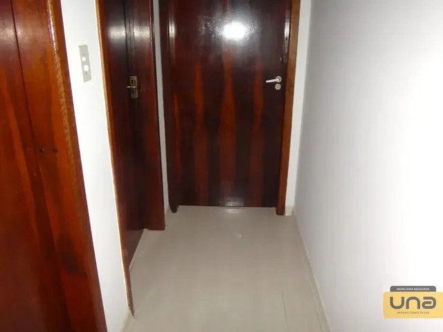 Apartamento 2 quartos e 1 banheiro, à venda, no bairro AGUA VERDE em Curitiba