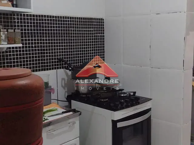 Apartamento 2 quartos e 1 banheiro, à venda, no bairro Vila Tatetuba em São José dos Campos