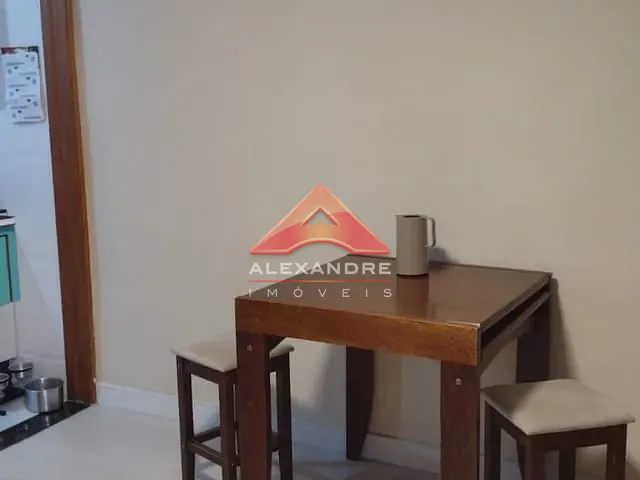 Apartamento 2 quartos e 1 banheiro, à venda, no bairro Vila Tatetuba em São José dos Campos