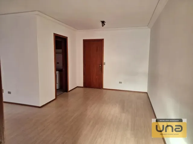 Apartamento 3 quartos e 1 banheiro, à venda, no bairro REBOUÇAS em Curitiba