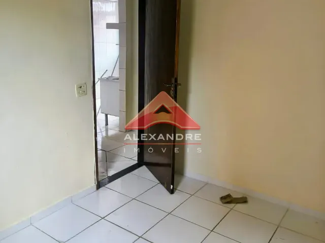 Apartamento 2 quartos e 1 banheiro, à venda, no bairro Vila Tatetuba em São José dos Campos