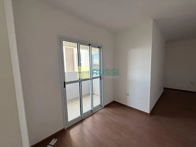 Apartamento 2 quartos e 2 banheiros, à venda ou para alugar, no bairro Urbanova em São José dos Campos