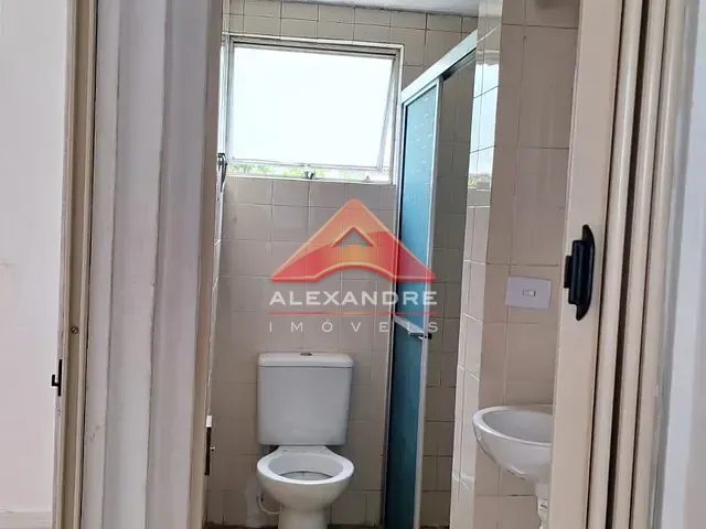 Apartamento 2 quartos e 1 banheiro, à venda, no bairro Vila Industrial em São José dos Campos