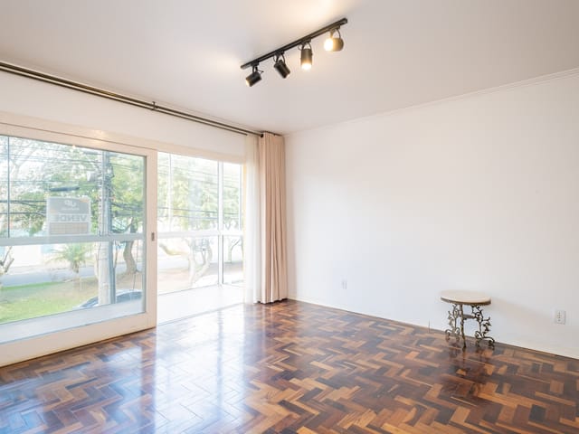 Apartamento com 112m² 2 quartos e 2 banheiros, à venda, no bairro Centro em Pelotas