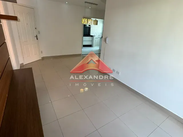 Apartamento 3 quartos e 1 banheiro, à venda, no bairro Jardim Satélite em São José dos Campos