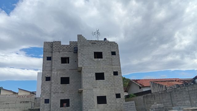 Apartamento 2 quartos e 2 banheiros, à venda, no bairro Residencial Jardim Aurora em Pindamonhangaba