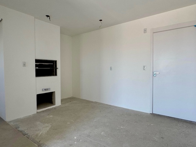 Apartamento 2 quartos e 2 banheiros, à venda, no bairro Três Vendas em Pelotas