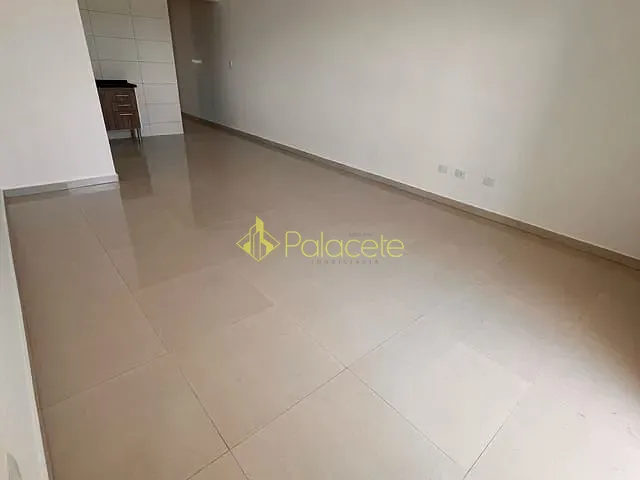 Apartamento 2 quartos e 1 banheiro, à venda, no bairro Residencial e Comercial Portal dos Eucaliptos em Pindamonhangaba