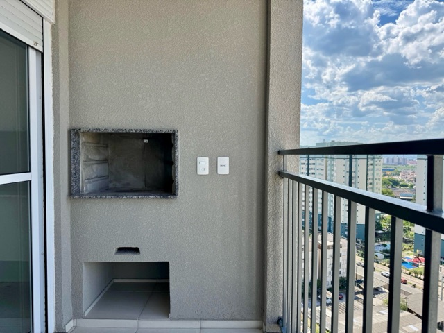 Apartamento com 98m² 3 quartos e 1 banheiro, à venda, no bairro Areal em Pelotas