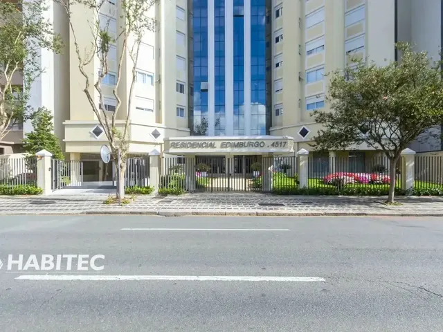 Apartamento 3 quartos e 7 banheiros, para alugar, no bairro Batel em Curitiba