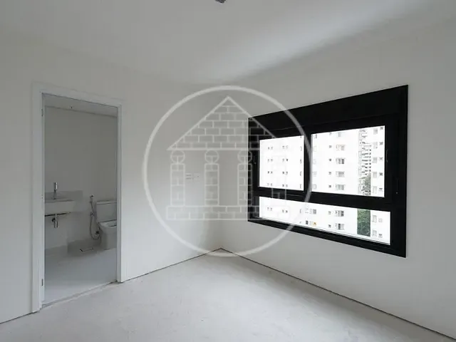 Apartamento com 163m² 3 quartos e 4 banheiros, à venda, no bairro Moema em São Paulo