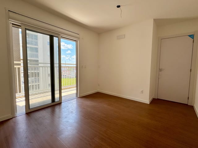 Apartamento 2 quartos e 2 banheiros, à venda, no bairro Centro em Pelotas