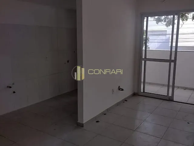 Apartamento com 82m² 2 quartos e 1 banheiro, à venda, no bairro Alto São Bento em Itapema