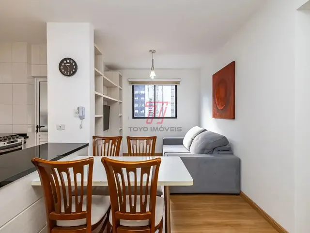 Apartamento 2 quartos e 1 banheiro, à venda, no bairro Centro em Curitiba