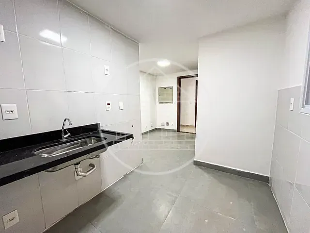 Apartamento 1 quarto e 1 banheiro, à venda ou para alugar, no bairro Vila Gea em São Paulo