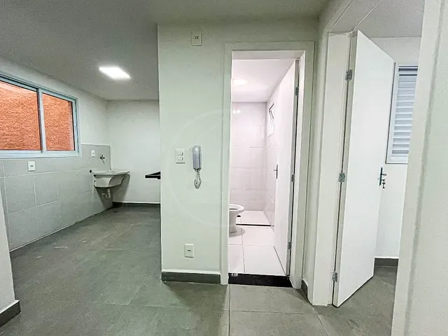 Apartamento 1 quarto e 1 banheiro, à venda ou para alugar, no bairro Vila Gea em São Paulo