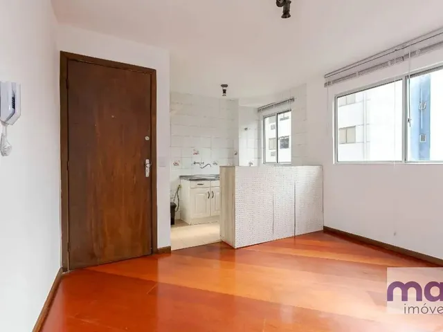 Apartamento com 39m² 1 quarto e 1 banheiro, para alugar, no bairro Centro em Curitiba