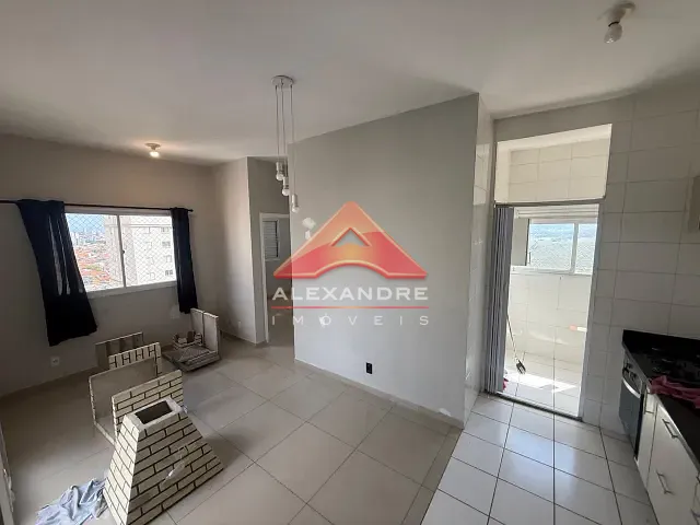 Apartamento 2 quartos e 1 banheiro, à venda, no bairro Jardim Copacabana em São José dos Campos