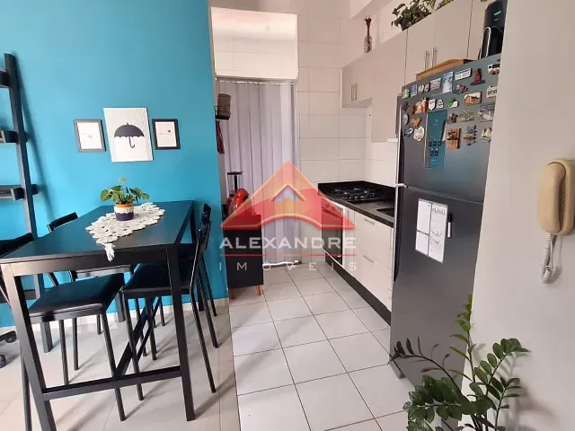 Apartamento 2 quartos e 1 banheiro, à venda, no bairro Jardim Copacabana em São José dos Campos