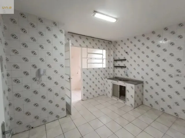 Apartamento 3 quartos e 2 banheiros, para alugar, no bairro Portão em Curitiba