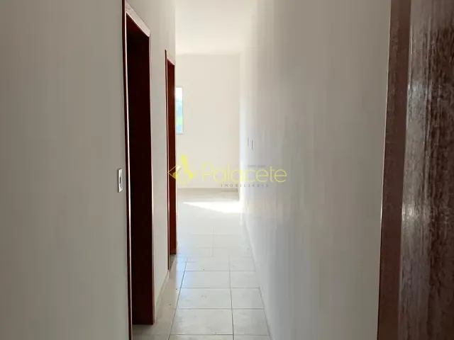 Apartamento 2 quartos e 1 banheiro, para alugar, no bairro Jardim Princesa em Pindamonhangaba
