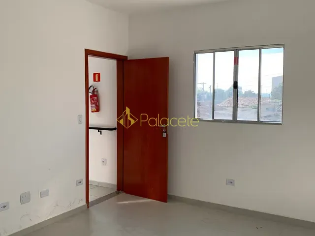 Apartamento 2 quartos e 1 banheiro, para alugar, no bairro Jardim Princesa em Pindamonhangaba