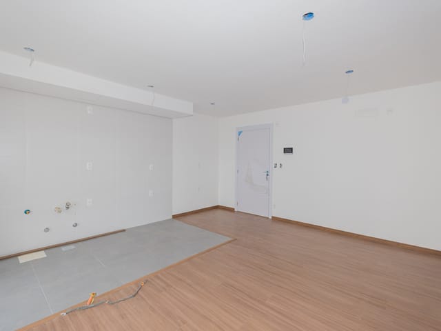 Apartamento com 74m² 3 quartos e 2 banheiros, para alugar, no bairro Areal em Pelotas