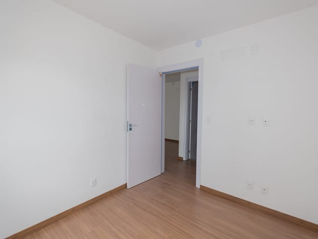 Apartamento com 74m² 3 quartos e 2 banheiros, para alugar, no bairro Areal em Pelotas