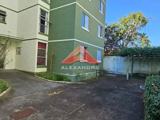 Apartamento 2 quartos e 1 banheiro, para alugar, no bairro Jardim São Vicente em São José dos Campos