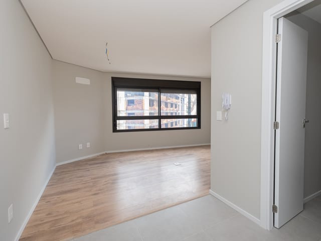 Apartamento 1 quarto e 1 banheiro, à venda, no bairro Areal em Pelotas