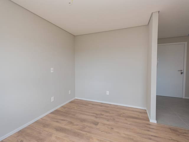 Apartamento 1 quarto e 1 banheiro, à venda, no bairro Areal em Pelotas