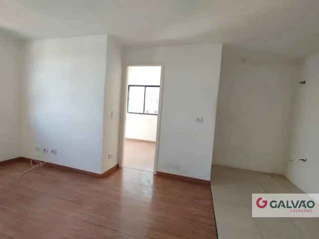 Apartamento para alugar, no bairro Cabral em Curitiba