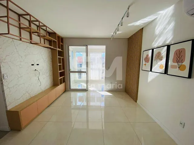 Apartamento 2 quartos e 2 banheiros, para alugar, no bairro Centro em Chapecó