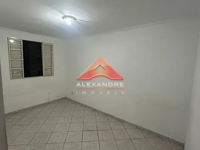 Apartamento com 42m² 2 quartos e 1 banheiro, para alugar, no bairro Bosque dos Eucaliptos em São José dos Campos