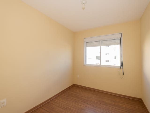Apartamento com 78m² 3 quartos e 1 banheiro, à venda, no bairro Centro em Pelotas