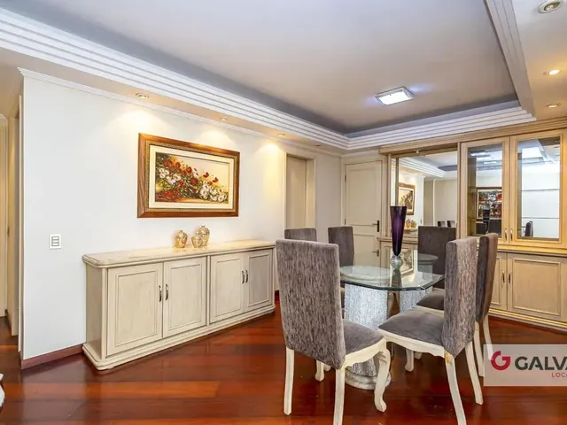 Apartamento 3 quartos e 2 banheiros, para alugar, no bairro Água Verde em Curitiba