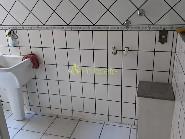 Apartamento 2 quartos e 2 banheiros, à venda, no bairro Centro em Pindamonhangaba