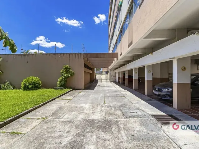 Apartamento 3 quartos e 3 banheiros, para alugar, no bairro Cristo Rei em Curitiba