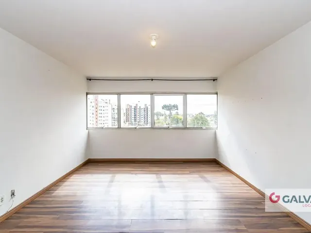 Apartamento 3 quartos e 2 banheiros, para alugar, no bairro Cristo Rei em Curitiba