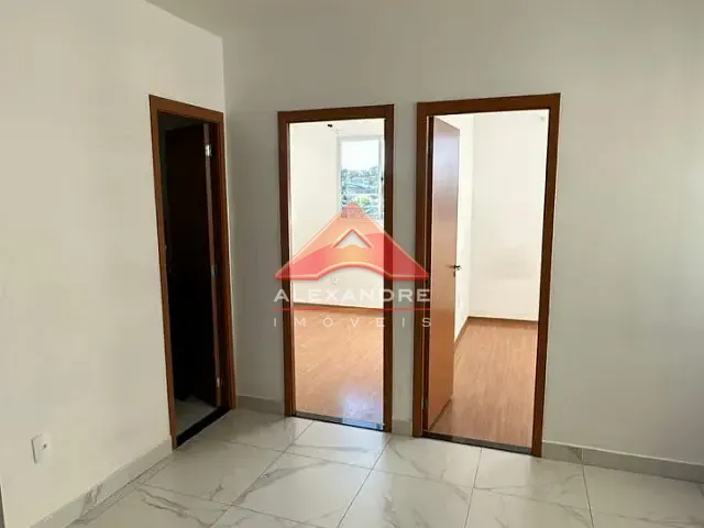 Apartamento 2 quartos e 1 banheiro, para alugar, no bairro Parque Novo Horizonte em São José dos Campos