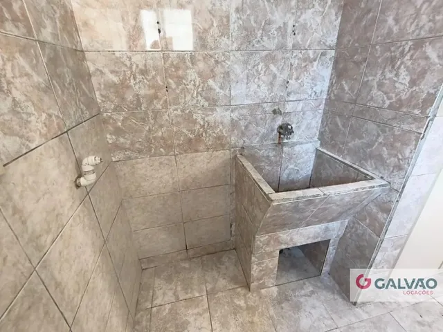 Apartamento 3 quartos e 1 banheiro, para alugar, no bairro Batel em Curitiba