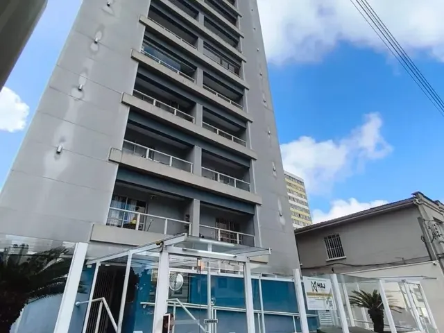 Apartamento 2 quartos e 2 banheiros, para alugar, no bairro Cristo Rei em Curitiba