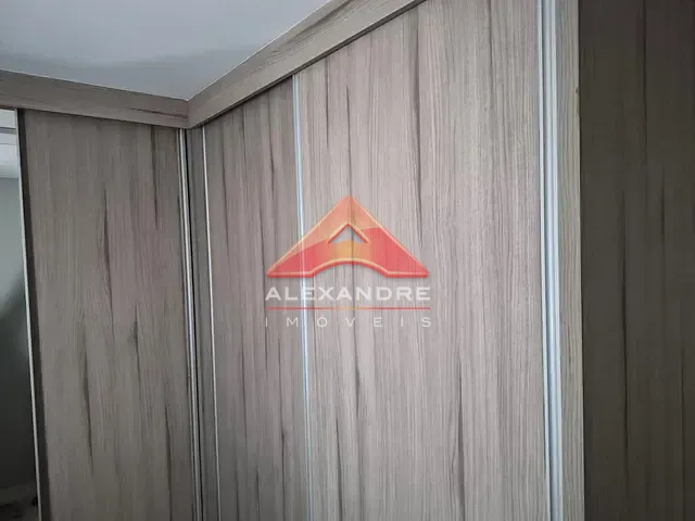 Apartamento 3 quartos e 2 banheiros, à venda, no bairro Conjunto Residencial Trinta e Um de Março em São José dos Campos