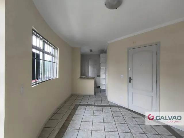 Apartamento 1 quarto e 1 banheiro, para alugar, no bairro Capão da Imbuia em Curitiba