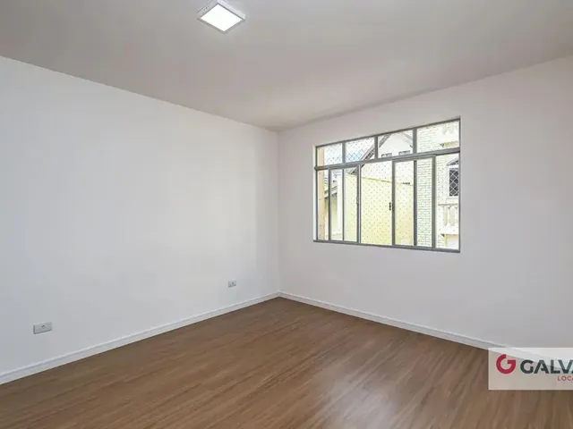 Apartamento 3 quartos e 1 banheiro, para alugar, no bairro Portão em Curitiba