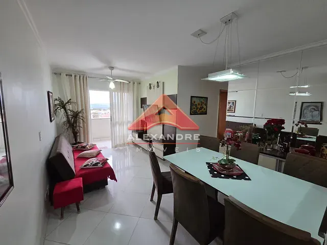 Apartamento 3 quartos e 2 banheiros, à venda, no bairro Vila Industrial em São José dos Campos