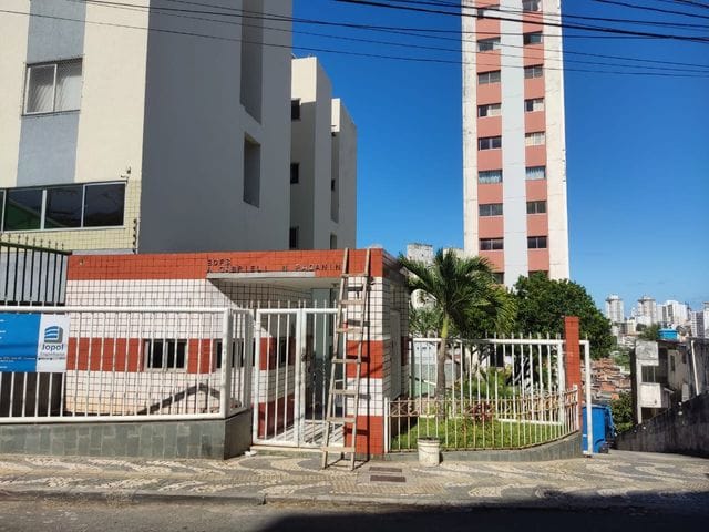 Apartamento com 54m² 2 quartos e 1 banheiro, à venda, no bairro Brotas em Salvador