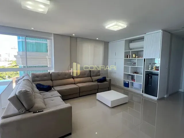 Apartamento com 220m² 3 quartos e 4 banheiros, à venda, no bairro Centro em Itapema